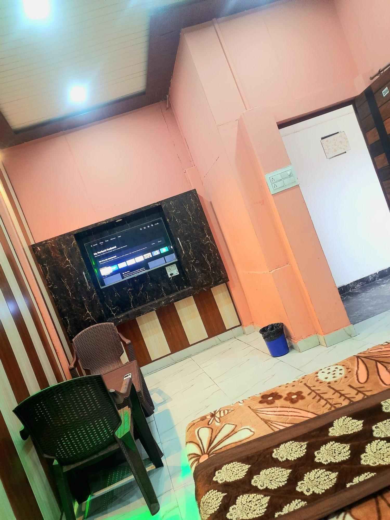 Baba Paying Guest House Varanasi Ngoại thất bức ảnh