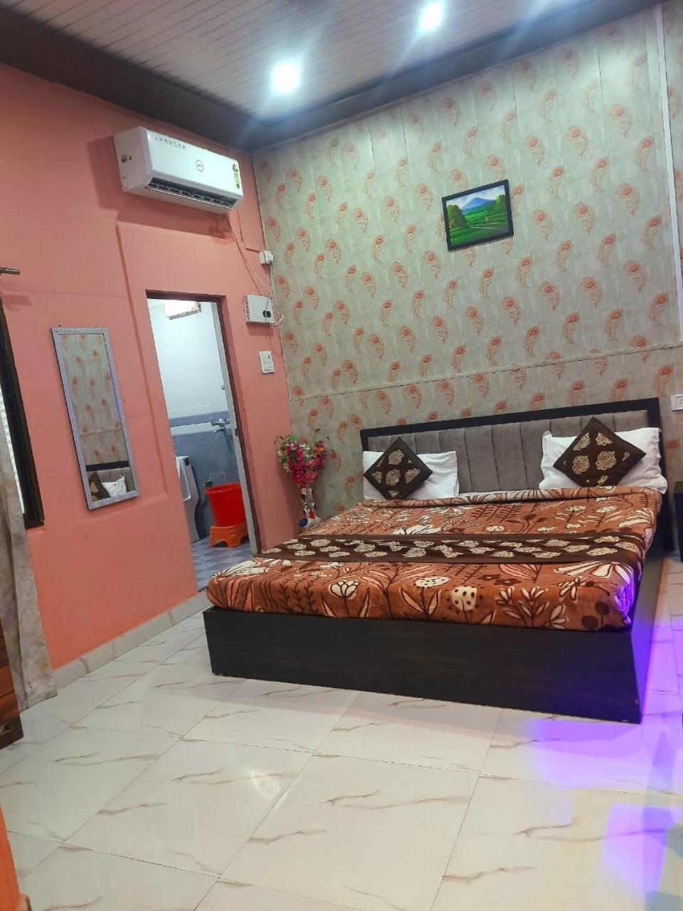 Baba Paying Guest House Varanasi Ngoại thất bức ảnh